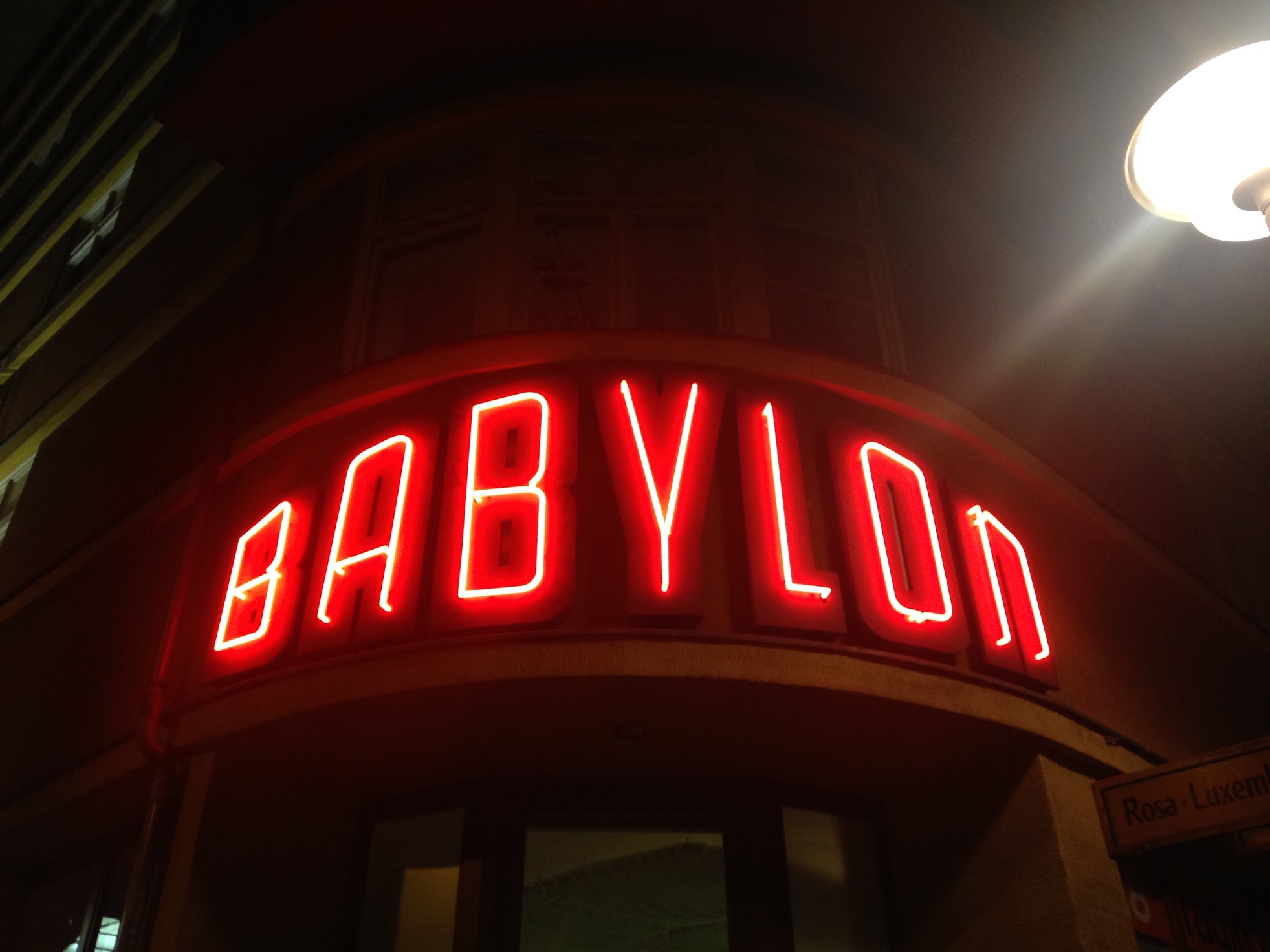 Kino Babylon, Rosa-Luxemburg-Platz